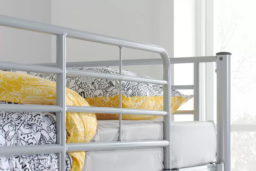 Nexus Triple Sleeper